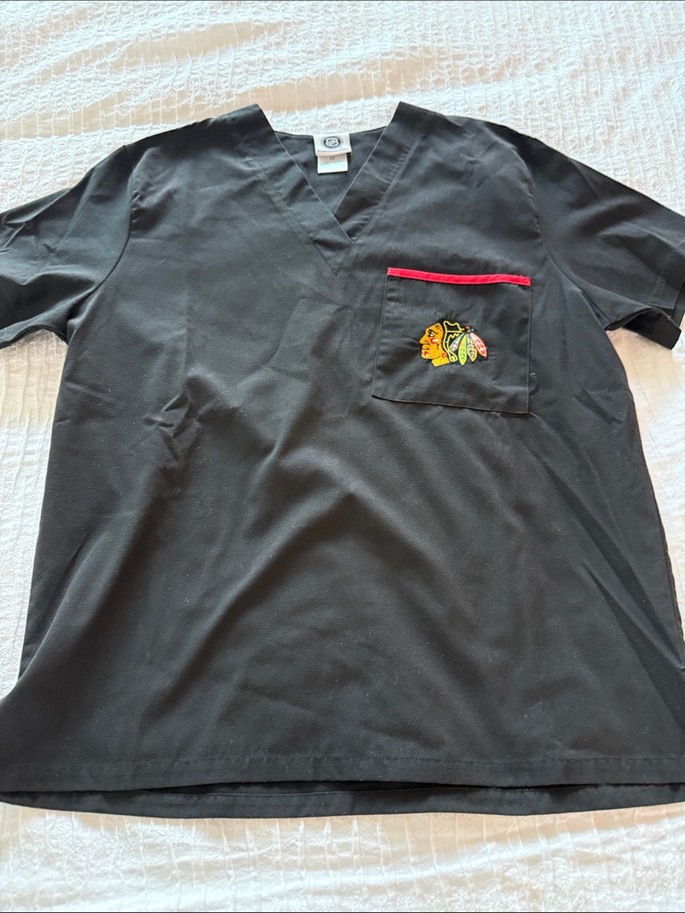 NHL Chicago Blackhawks unisex X  small scrub top